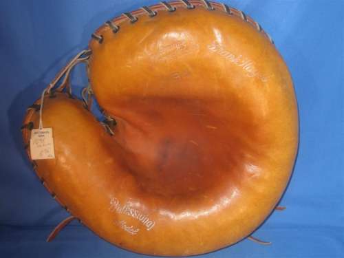 Frank Hayes John W. Graham 94 Front